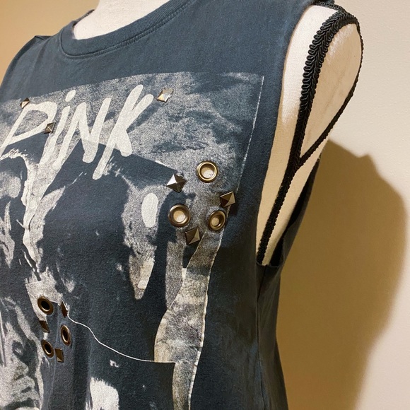 Pink Floyd Black Graphic Band Tank Top Tee - Picture 4 of 10